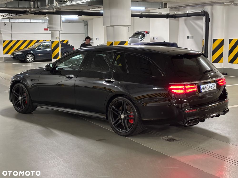 Mercedes-Benz Klasa E AMG 63 S 4Matic+ T AMG Speedshift MCT-9G - 12