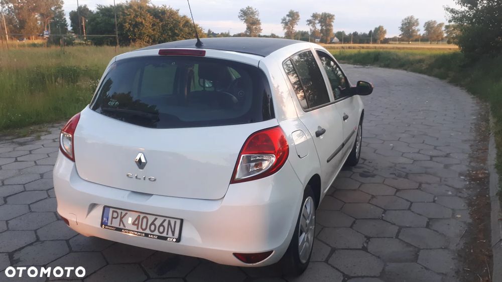 Renault Clio 1.2 16V Expression - 5