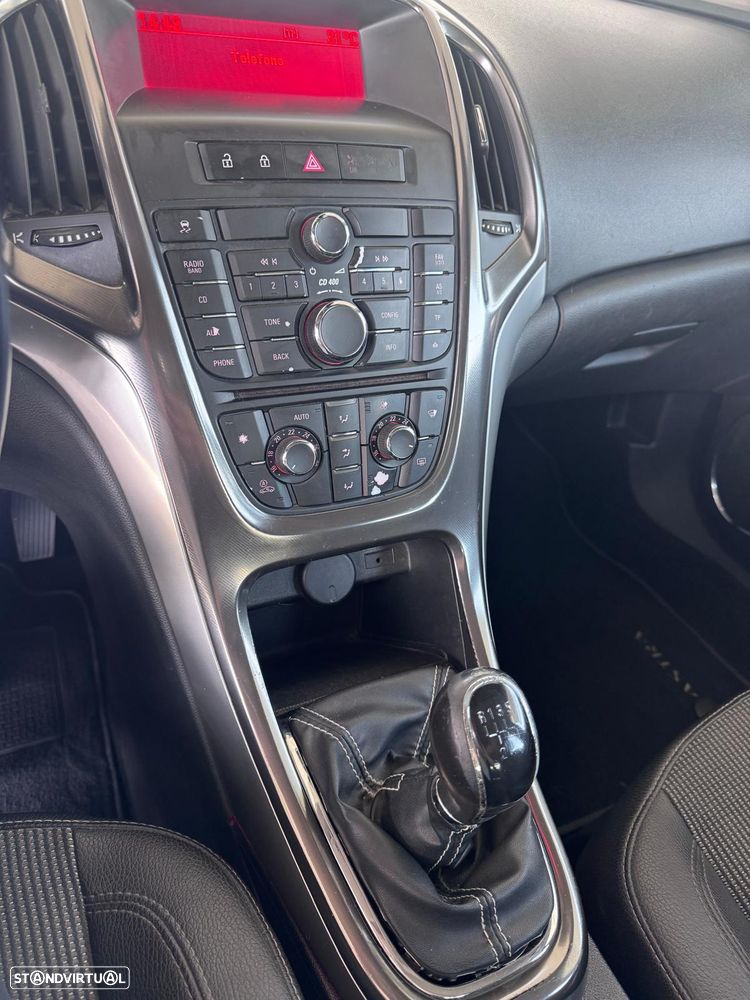 Opel Astra 1.7 CDTI Cosmo - 29