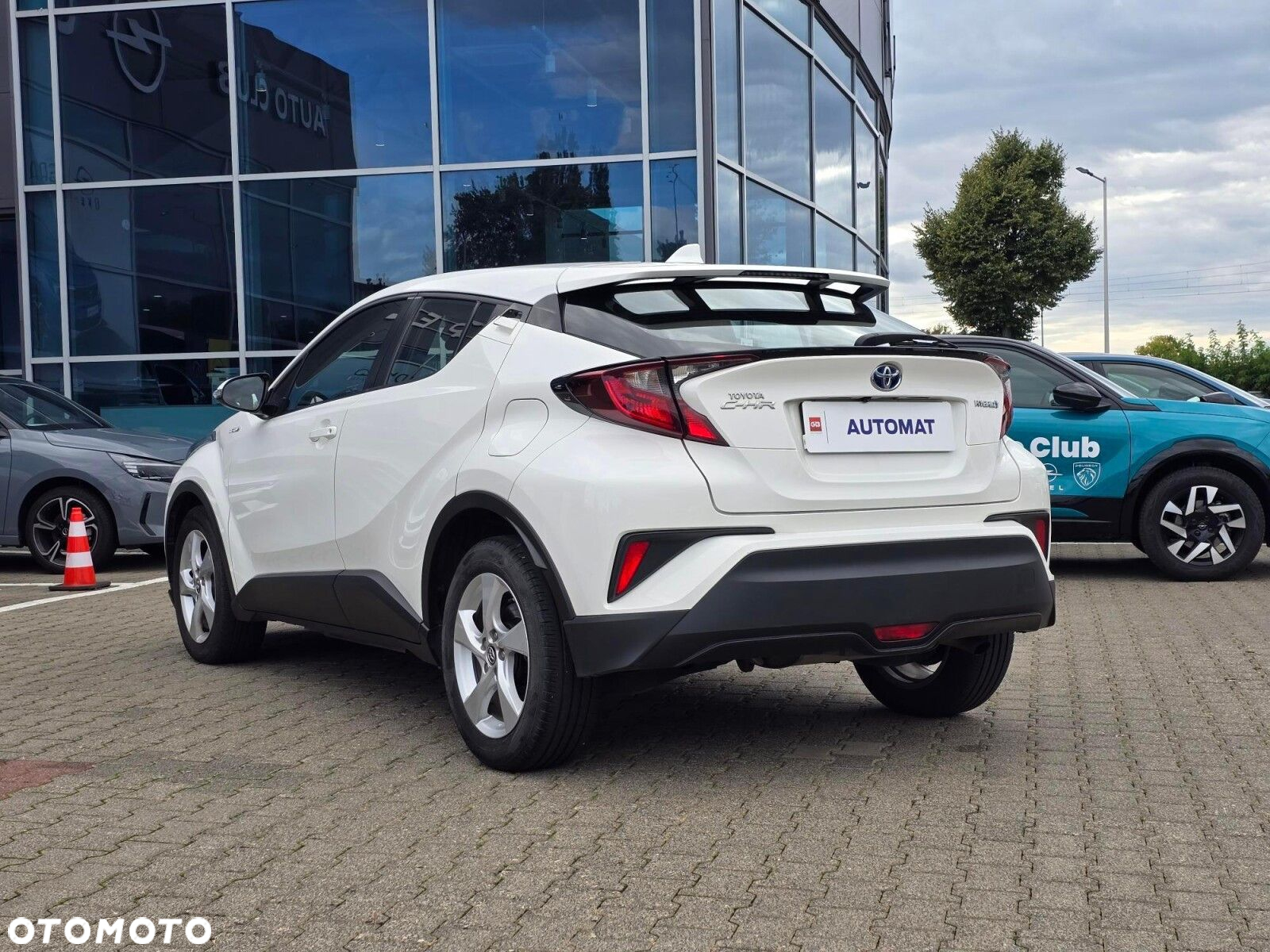 Toyota C-HR - 4