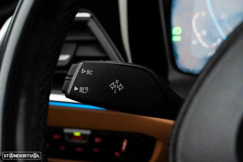BMW 330 e Pack M Auto - 46
