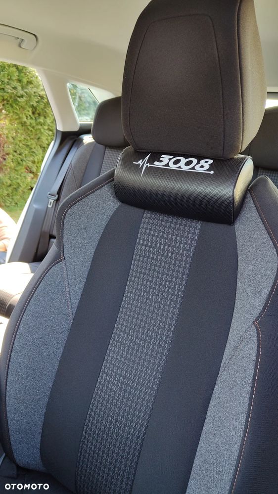 Peugeot 3008 1.2 PureTech Allure S&S - 13