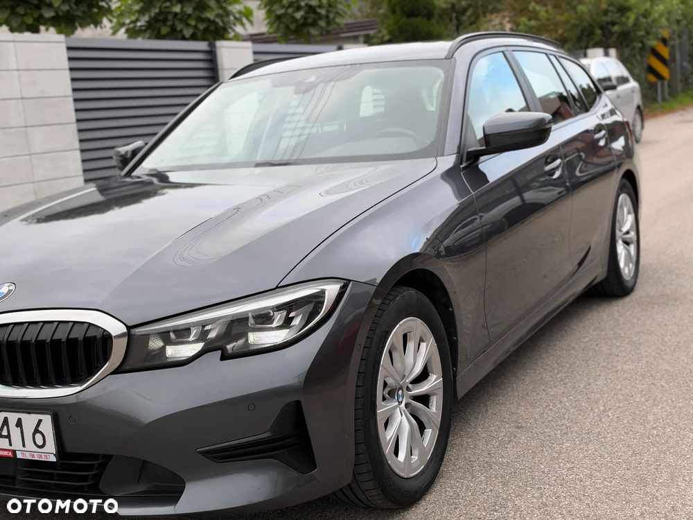 BMW Seria 3 318i Advantage - 37