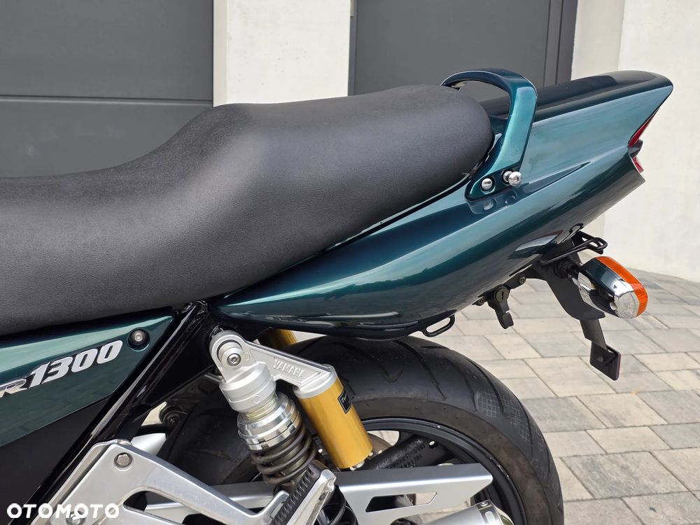 Yamaha XJR - 35