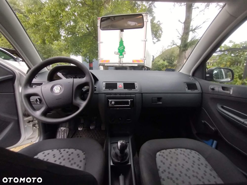 Skoda Fabia 1.4 16V Classic - 8