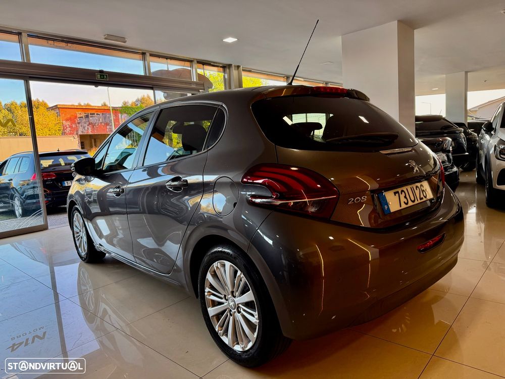 Peugeot 208 1.2 PureTech Style - 6