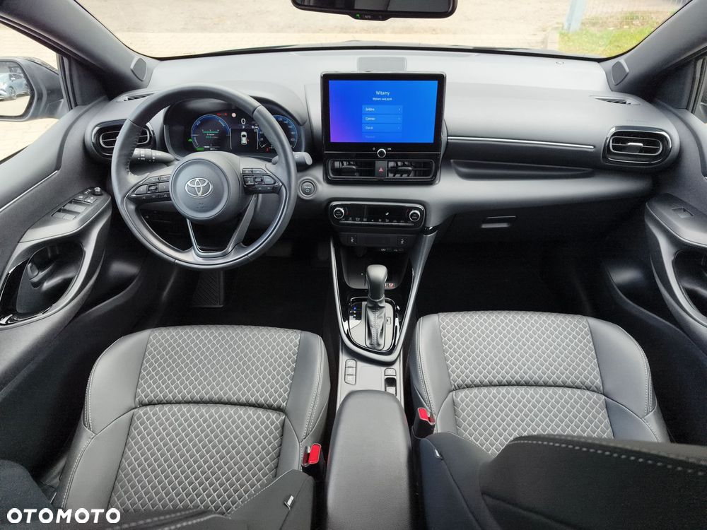 Toyota Yaris Hybrid 1.5 Executive - 11