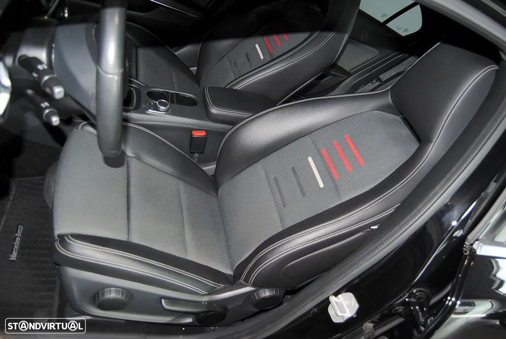 Mercedes-Benz A 180 d AMG Line - 29
