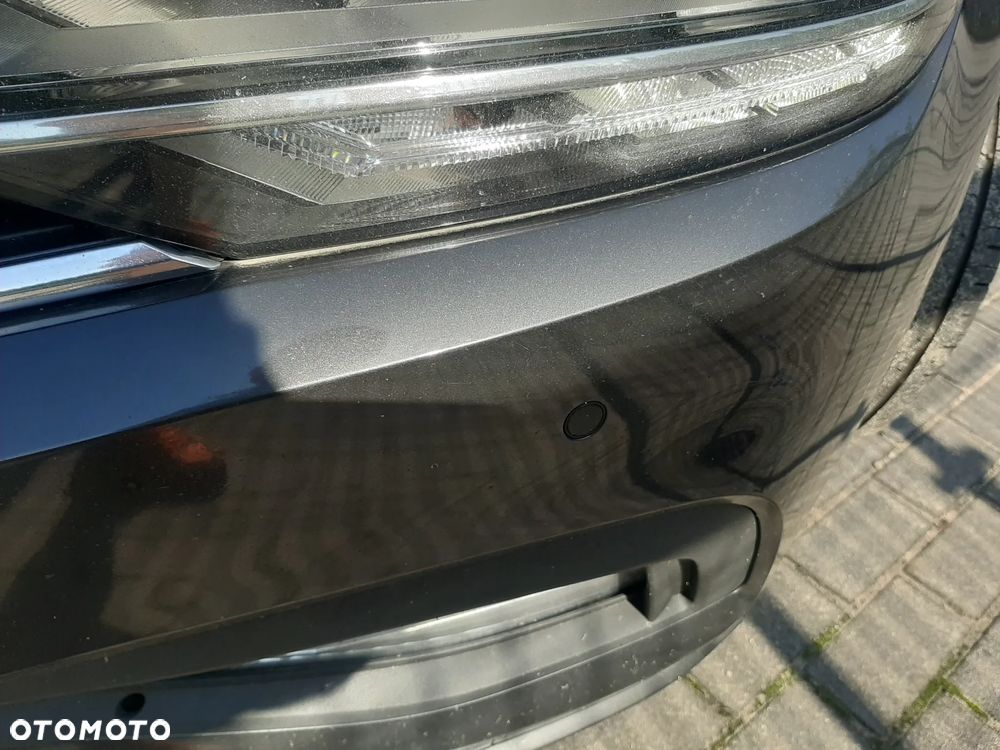 Volkswagen Passat 2.0 TDI EVO Business DSG - 32