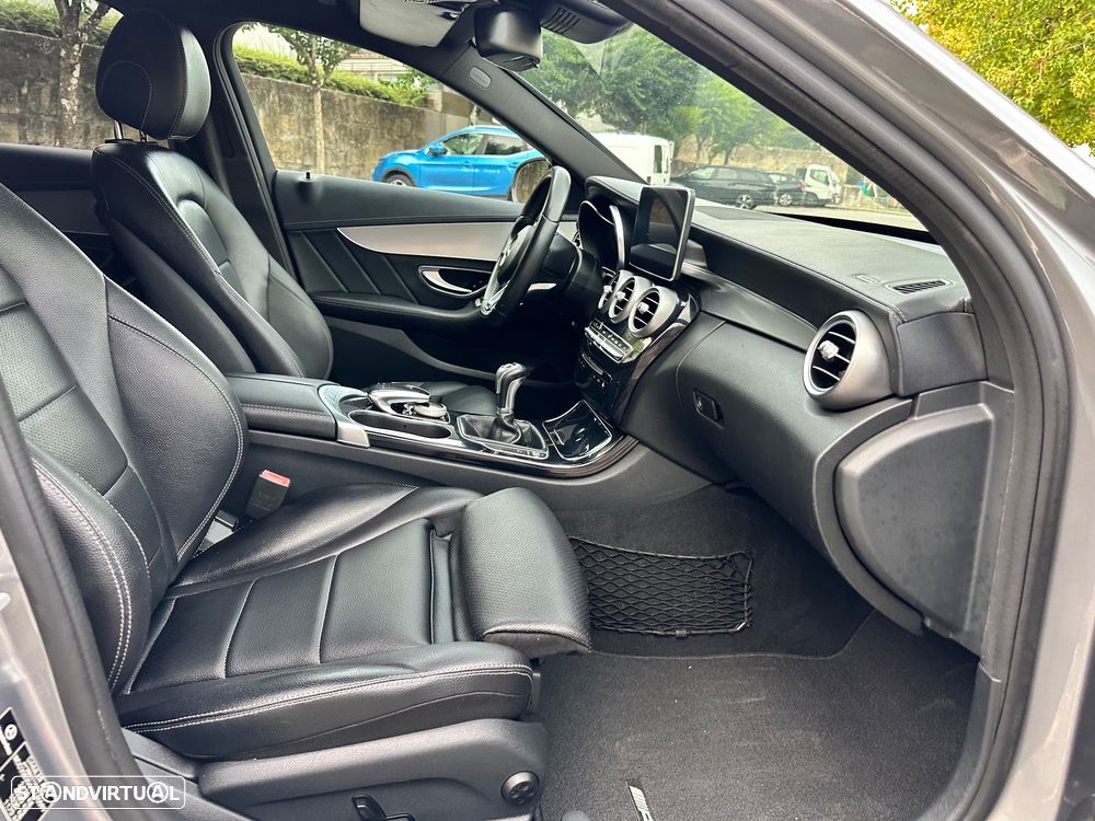 Mercedes-Benz C 220 d AMG Line - 52