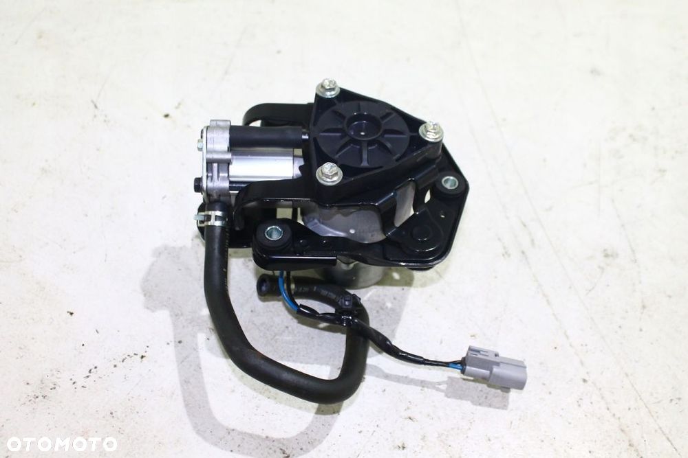 OUTLANDER III LIFT PHEV POMPA VACUM - 2