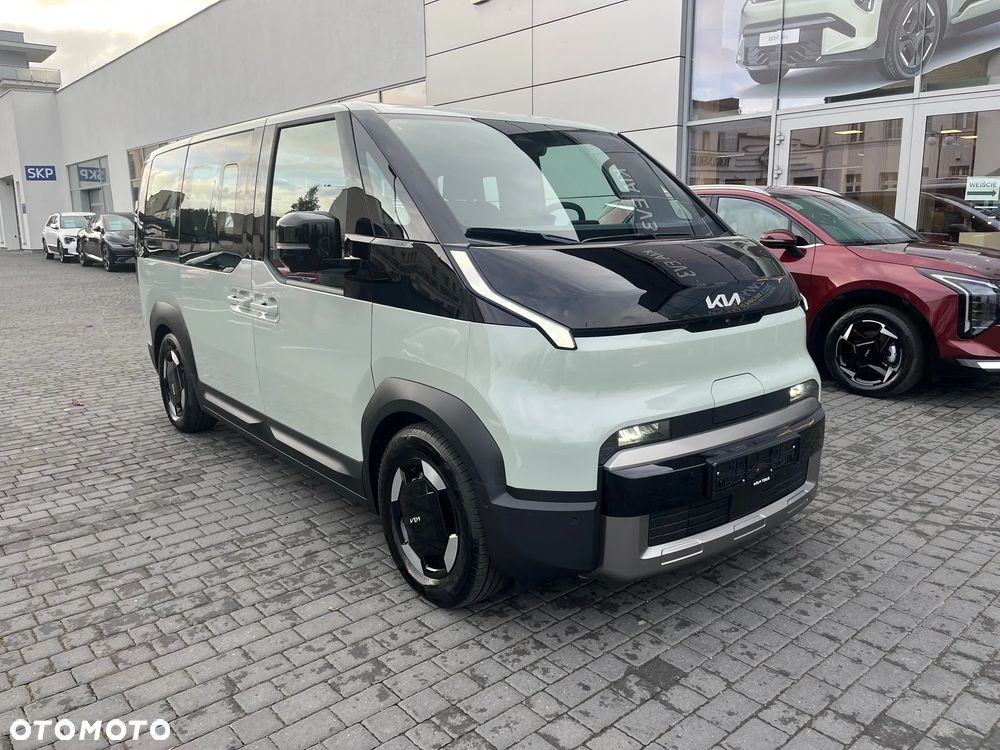 Kia PV5 - 4