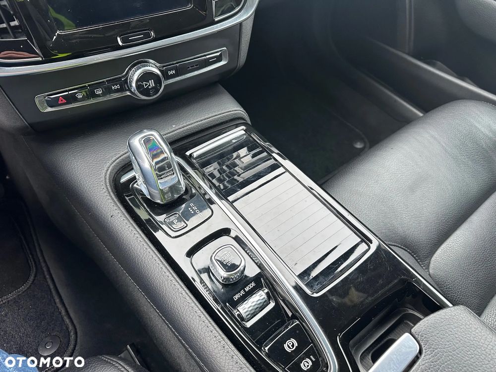 Volvo V90 - 17