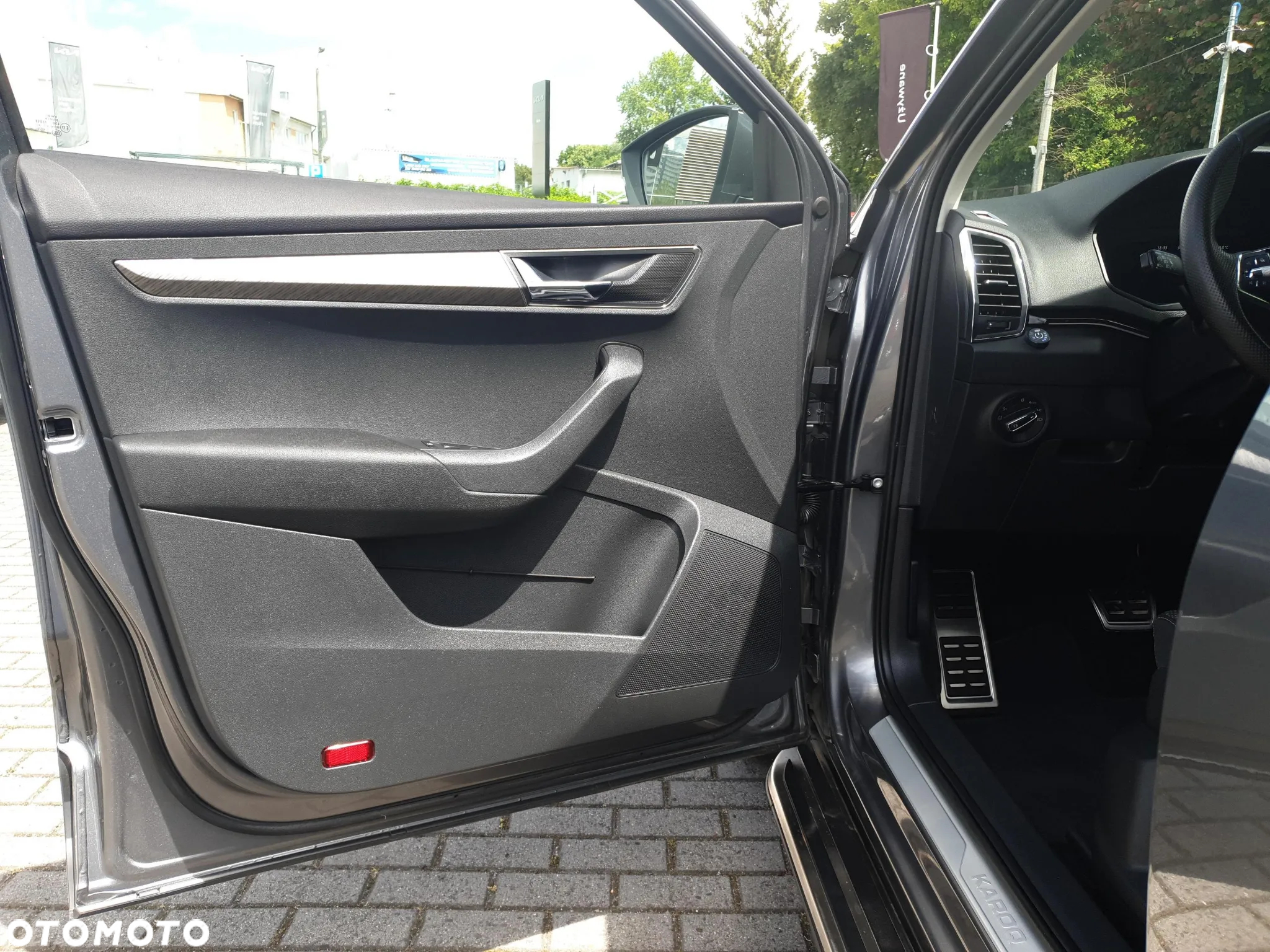 Skoda Karoq 1.5 TSI ACT 4x2 Style DSG - 10