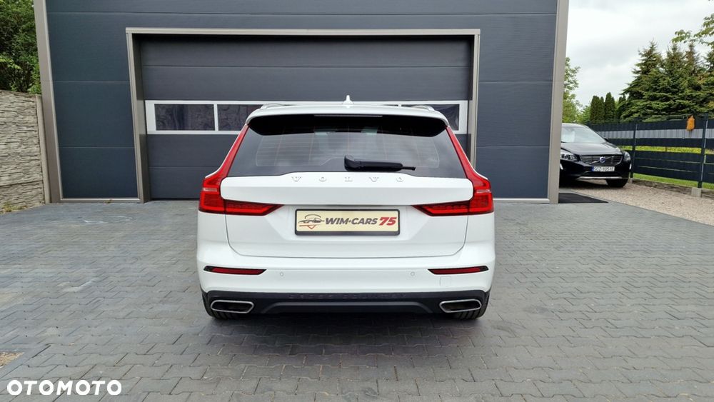 Volvo V60 Cross Country D4 AWD Geartronic - 9