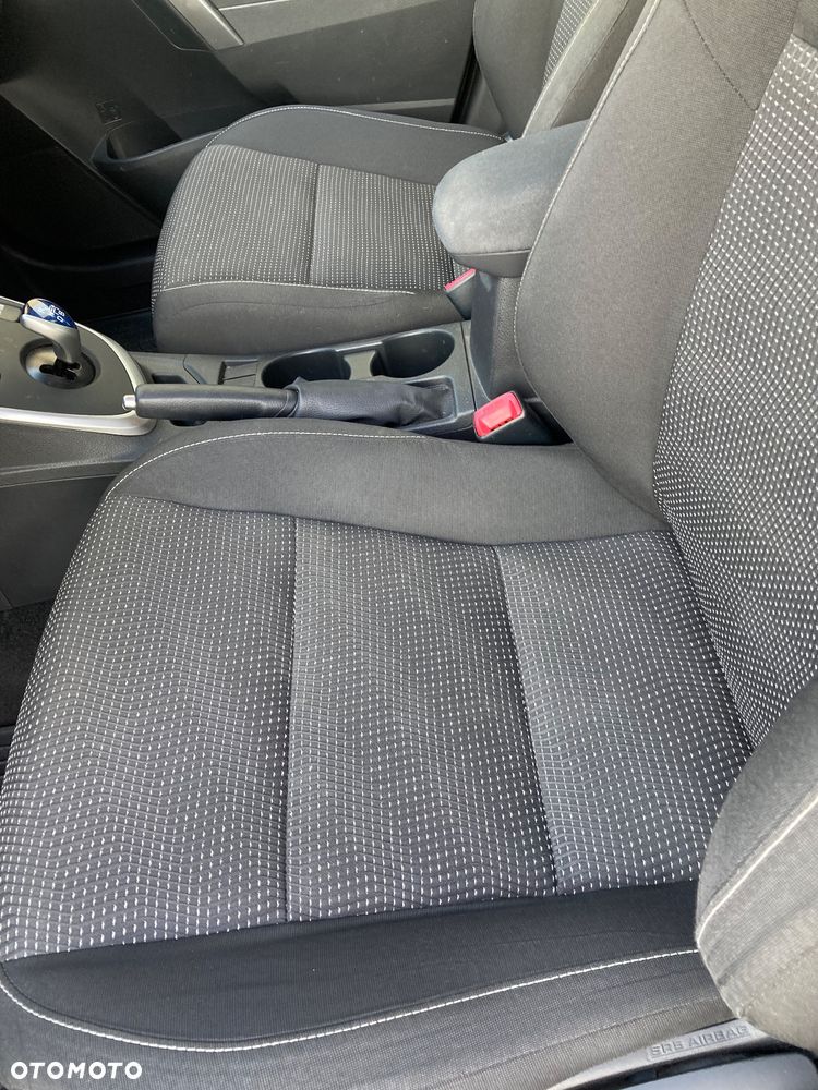 Toyota Auris - 18