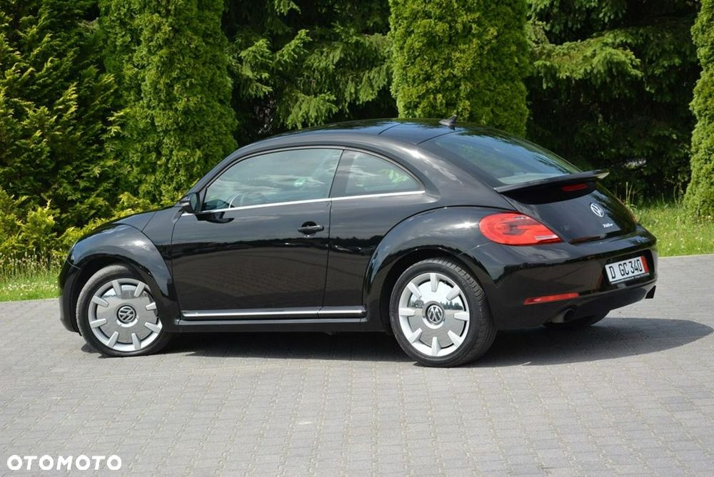 Volkswagen New Beetle - 13