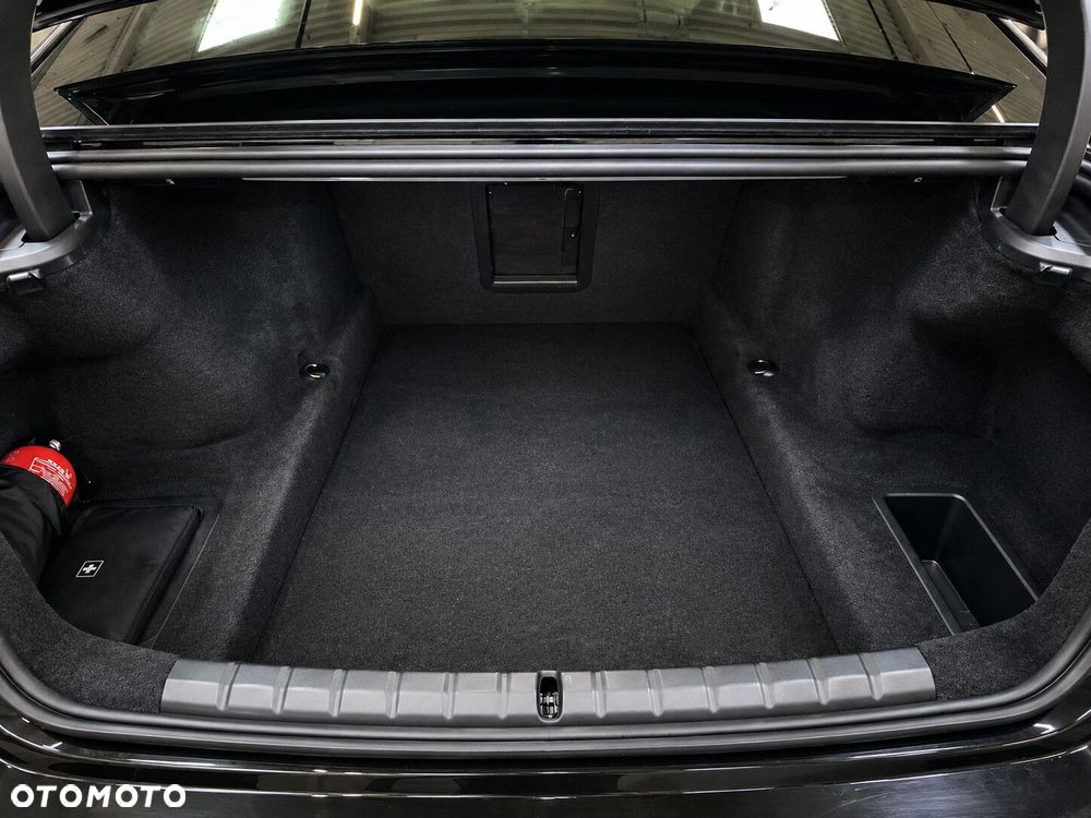 BMW Seria 7 - 19