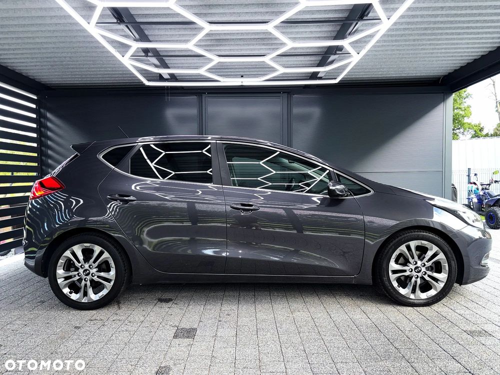 Kia Ceed 1.6 GDI DCT Vision - 13