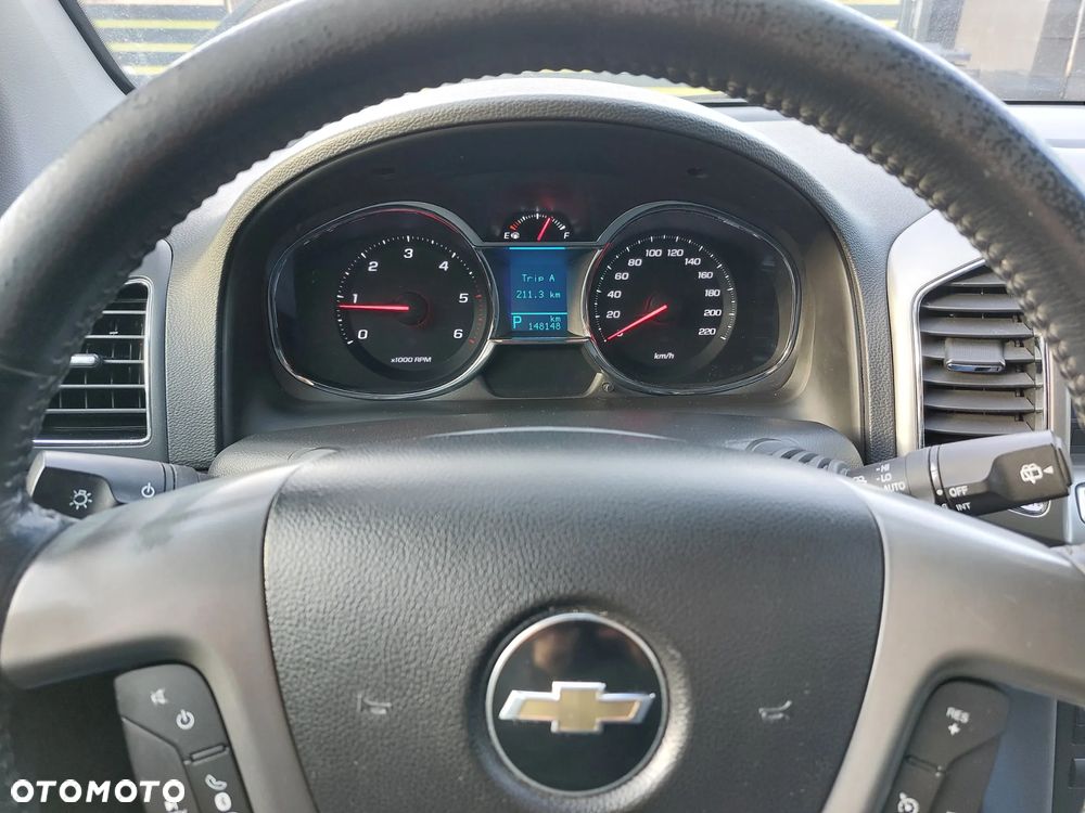 Chevrolet Captiva 2.2 D LTZ - 31