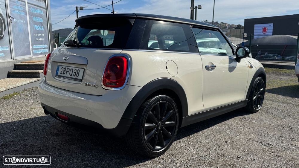 MINI 3 Portas Cooper D - 6