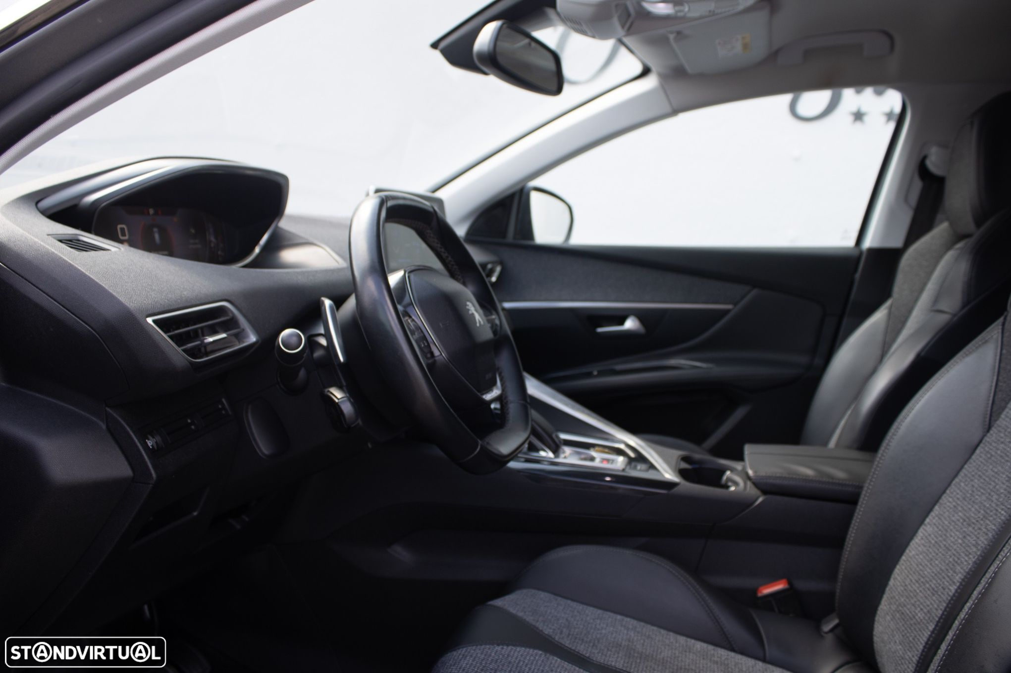 Peugeot 3008 1.6 BlueHDi Allure EAT6 J18 - 12