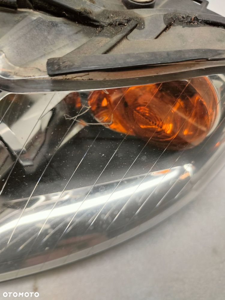 audi a4 8e sm xenon lampa lewy przód 8e0941003af - 8
