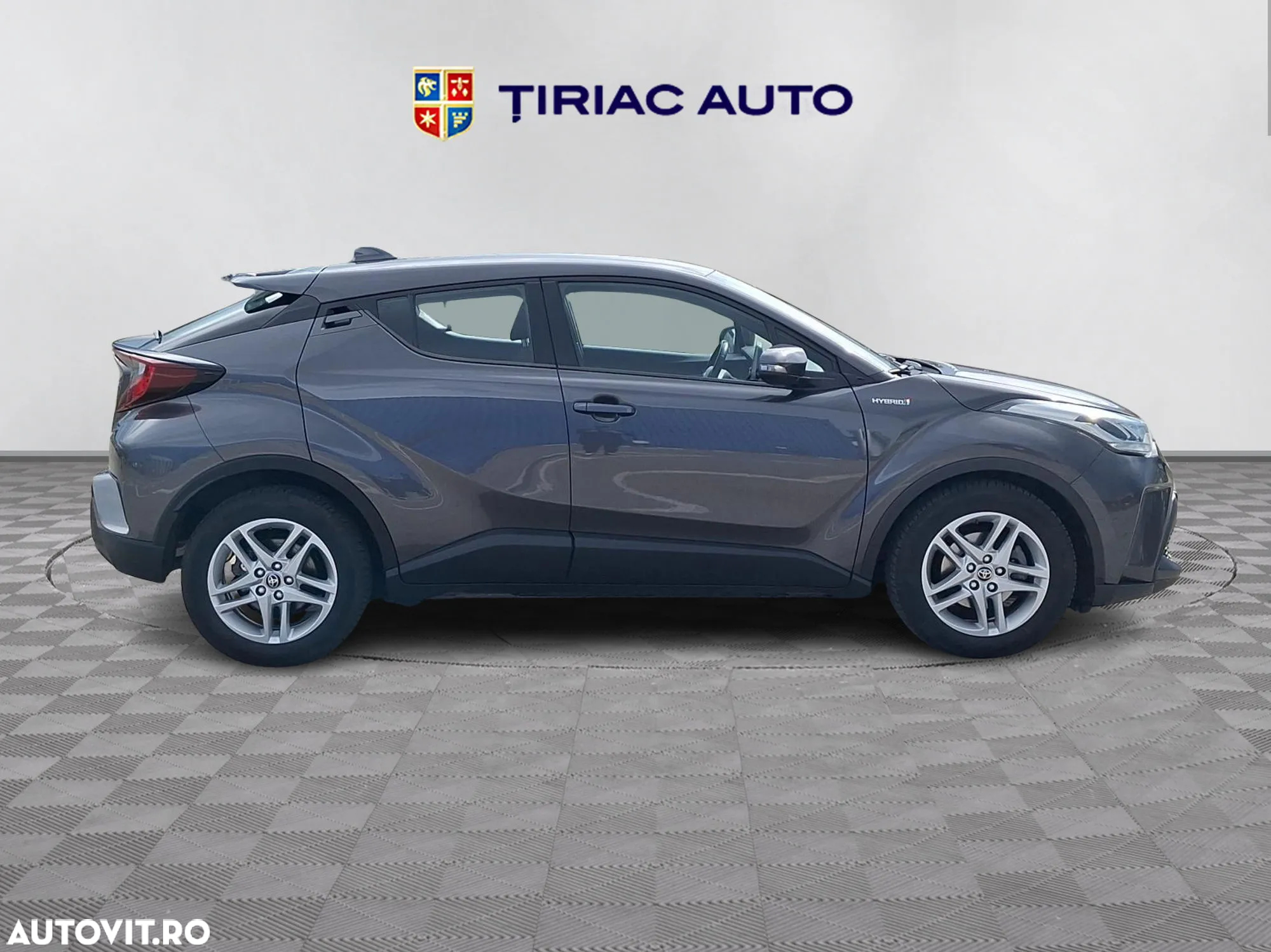 Toyota C-HR - 7