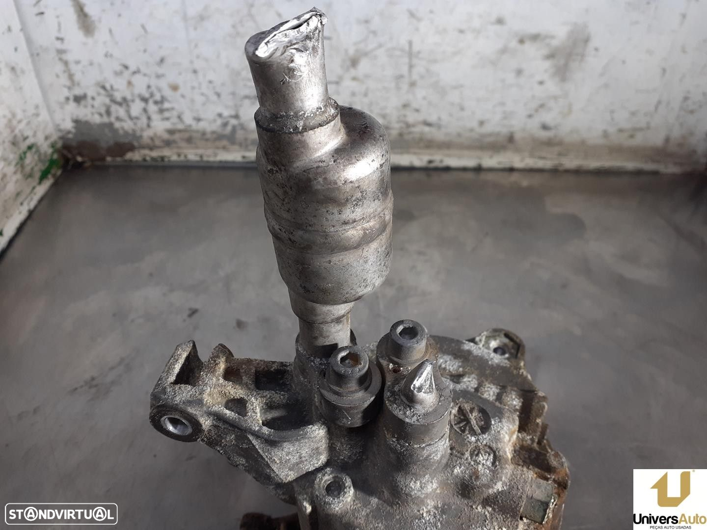 COMPRESSOR AR CONDICIONADO MINI MINI 2003 -01139014 - 4