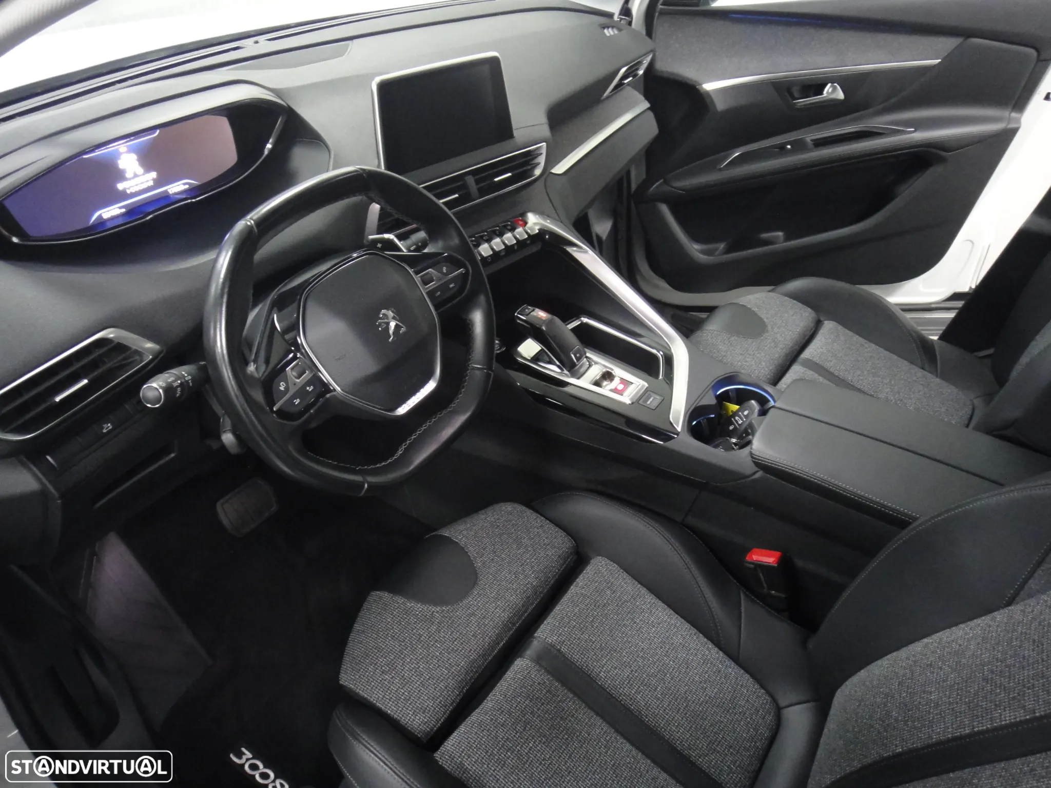 Peugeot 3008 1.2 PureTech Allure EAT8 - 13