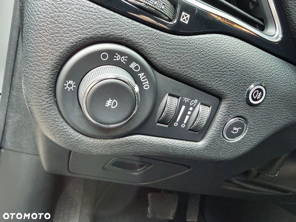 Jeep Cherokee - 28