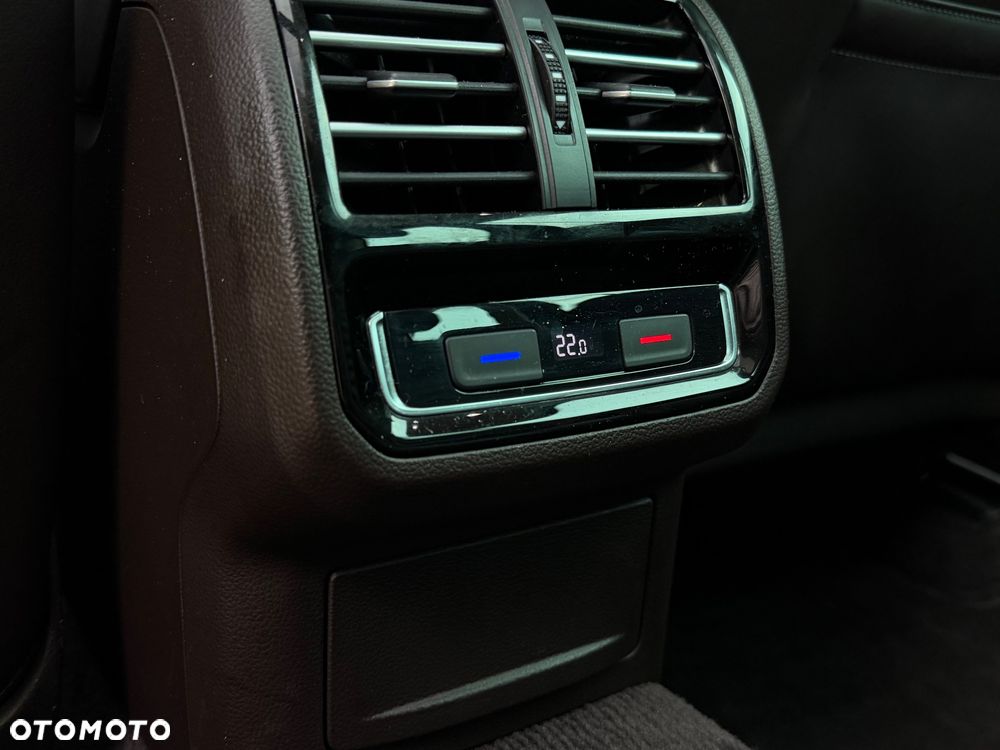 Volkswagen Passat 1.8 TSI BMT Highline DSG - 24