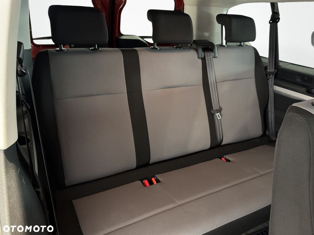 Opel Vivaro - 18