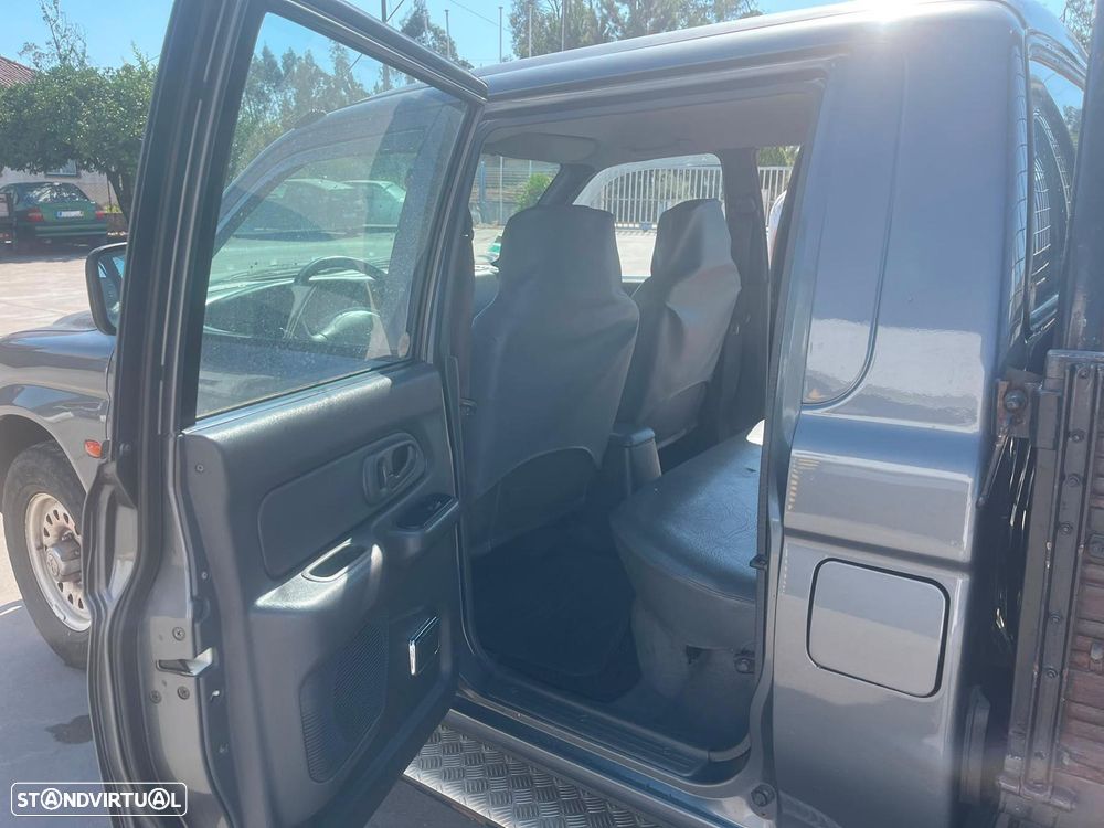 Mitsubishi L200 (K74TZNDFL6) - 4