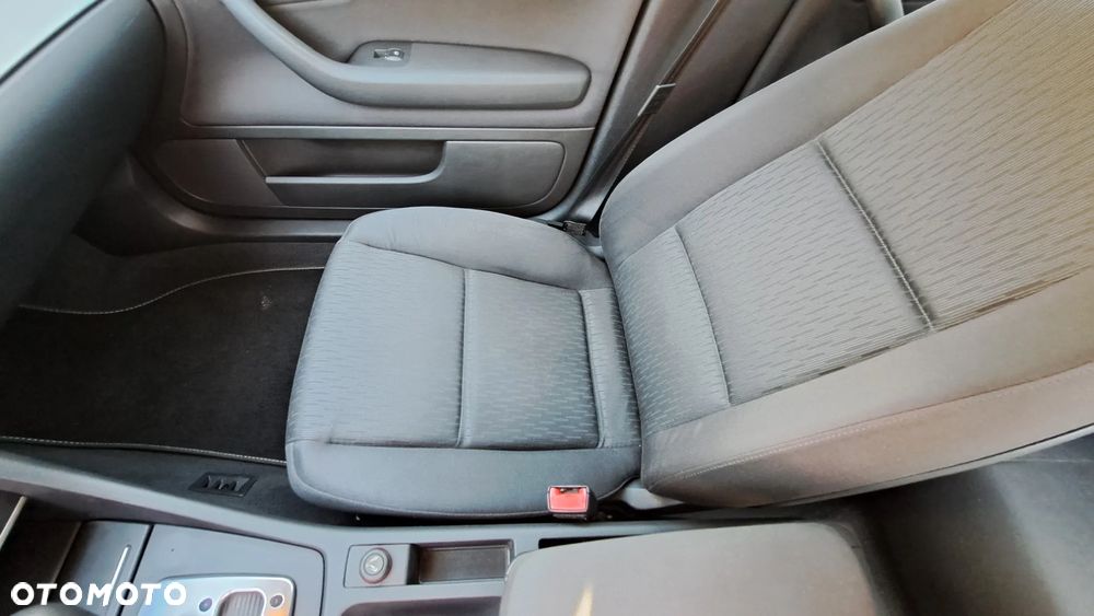 Audi A4 Avant - 27