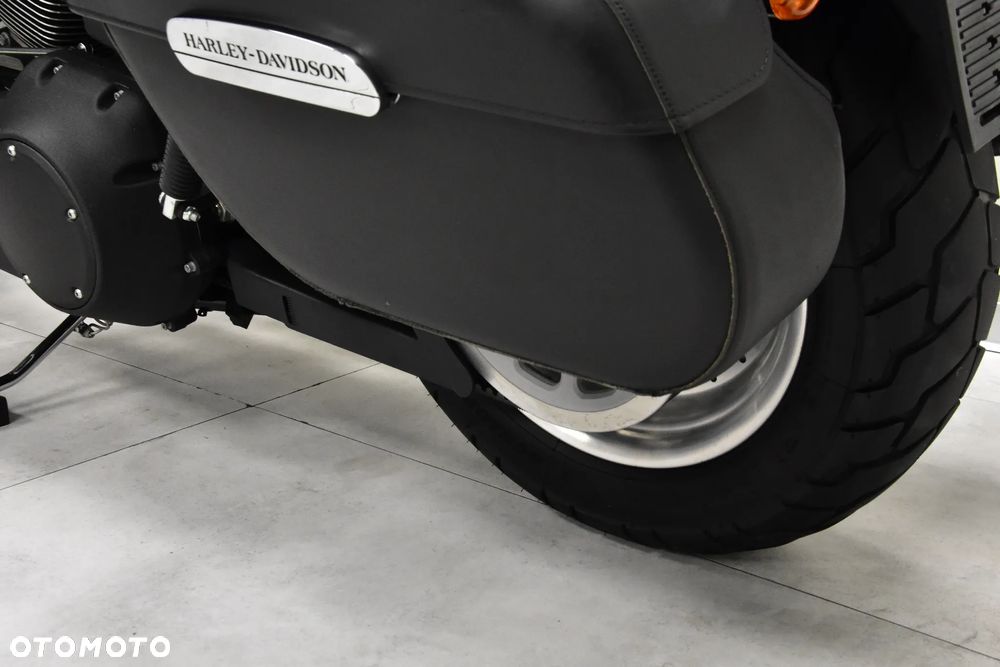 Harley-Davidson Dyna Fat Bob - 39