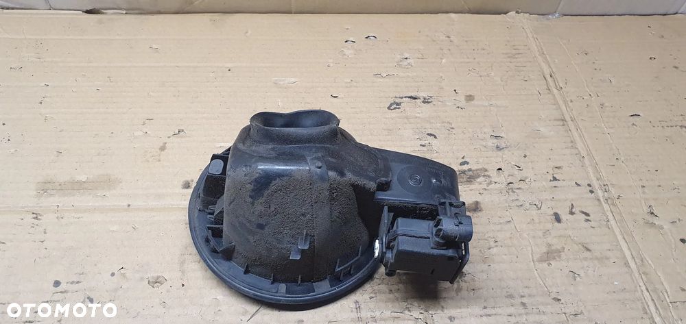 Klapka wlewu paliwa Opel Zafira C 22S 13394541 - 5