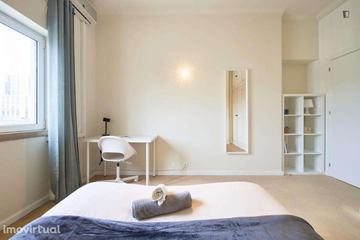 Quarto - localizado em Telheiras Lisbon - Grande imagem: 4/53