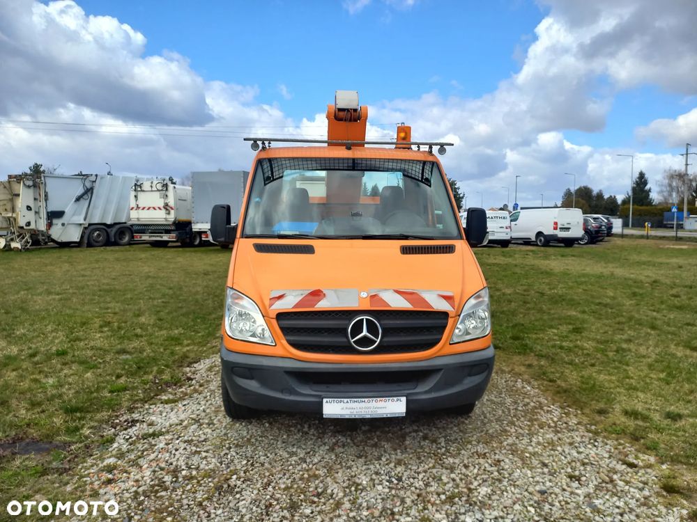 Mercedes-Benz SPRINTER - 4