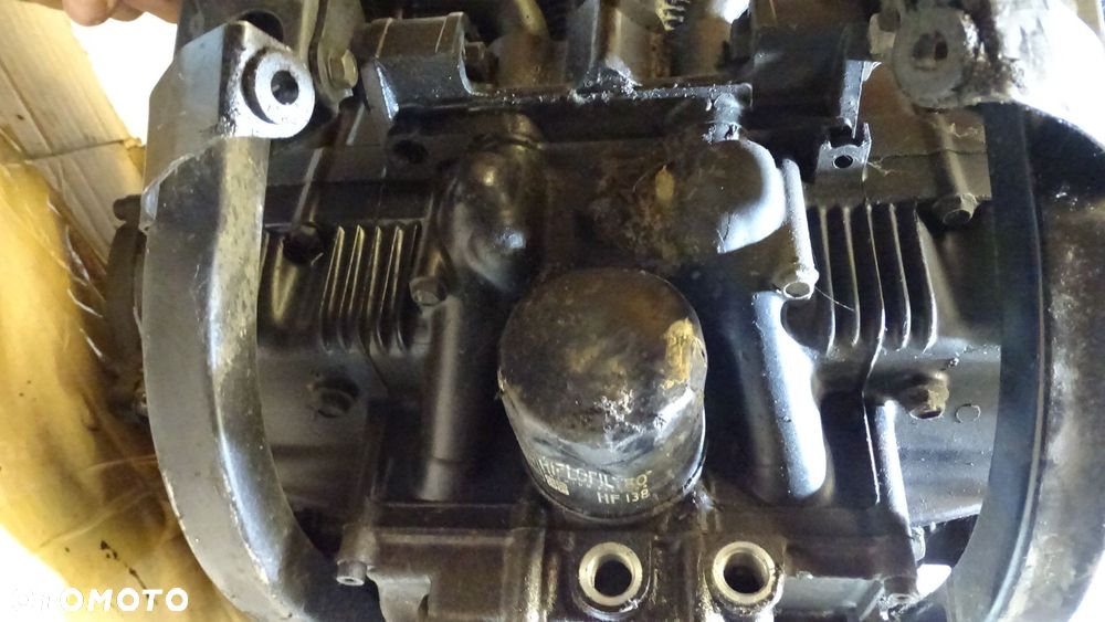 Silnik bez głowicy Suzuki GSX 600 F Katana 88-97 Blok Cylindry Tłoki Wał N706 - 12
