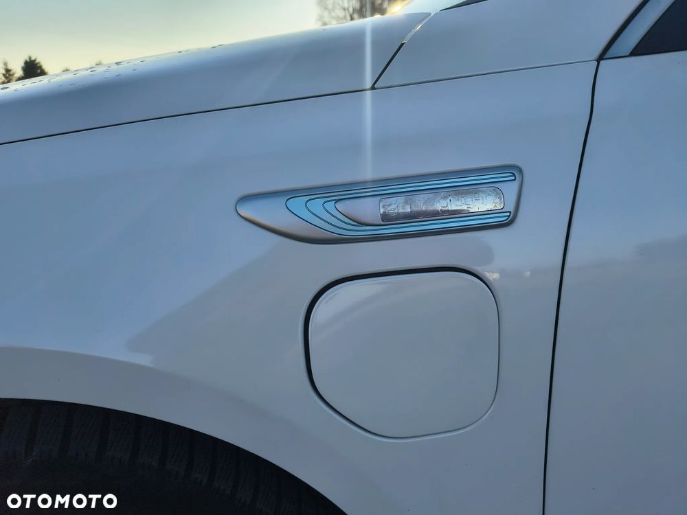 Kia Optima Plug-in Hybrid - 12