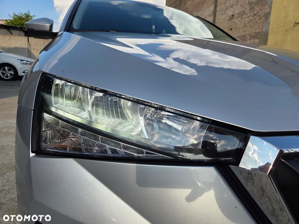 Skoda Scala 1.0 TSI Ambition - 28