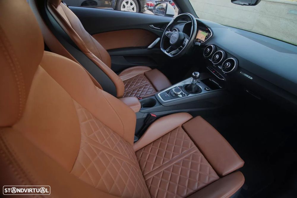 Audi TT Coupé - 21
