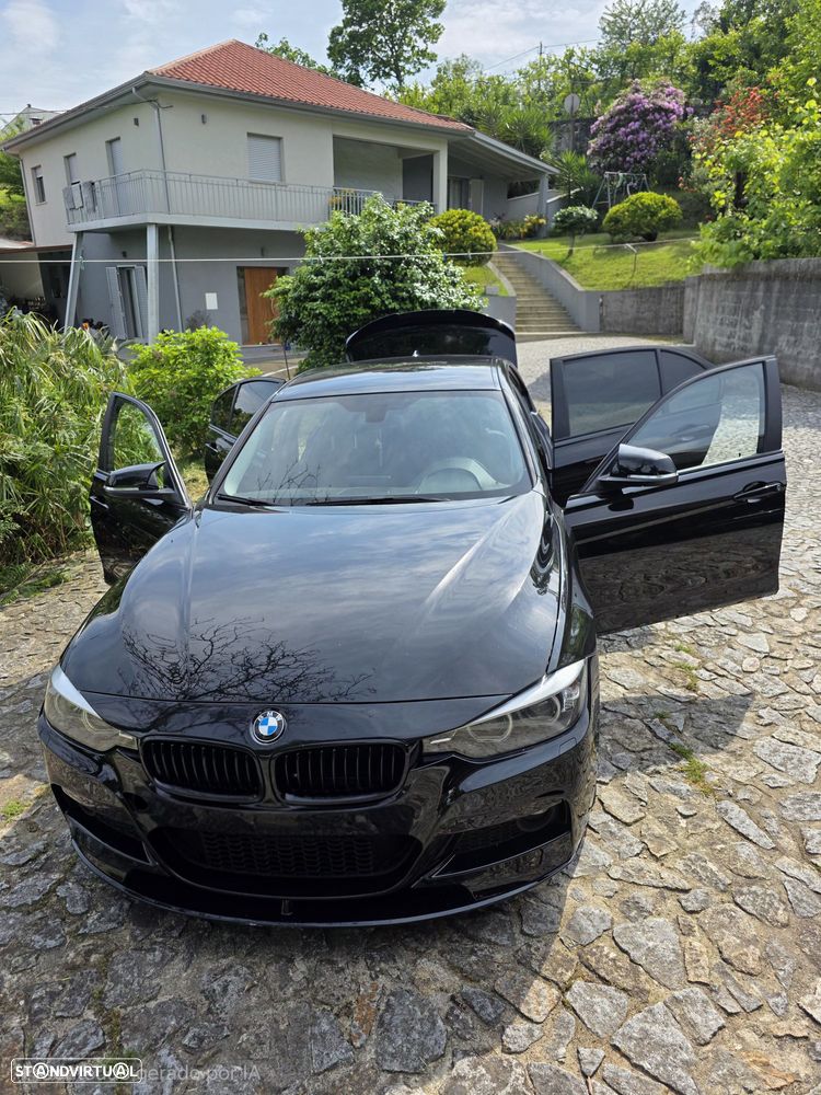BMW 320 i Pack M Auto - 3
