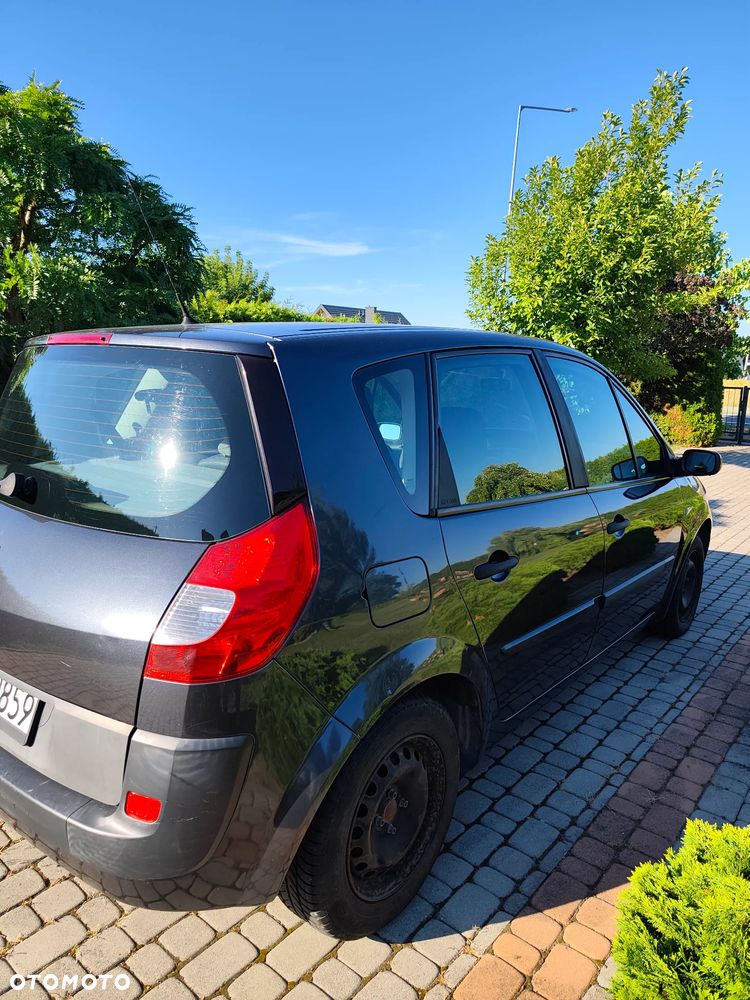 Renault Scenic - 9