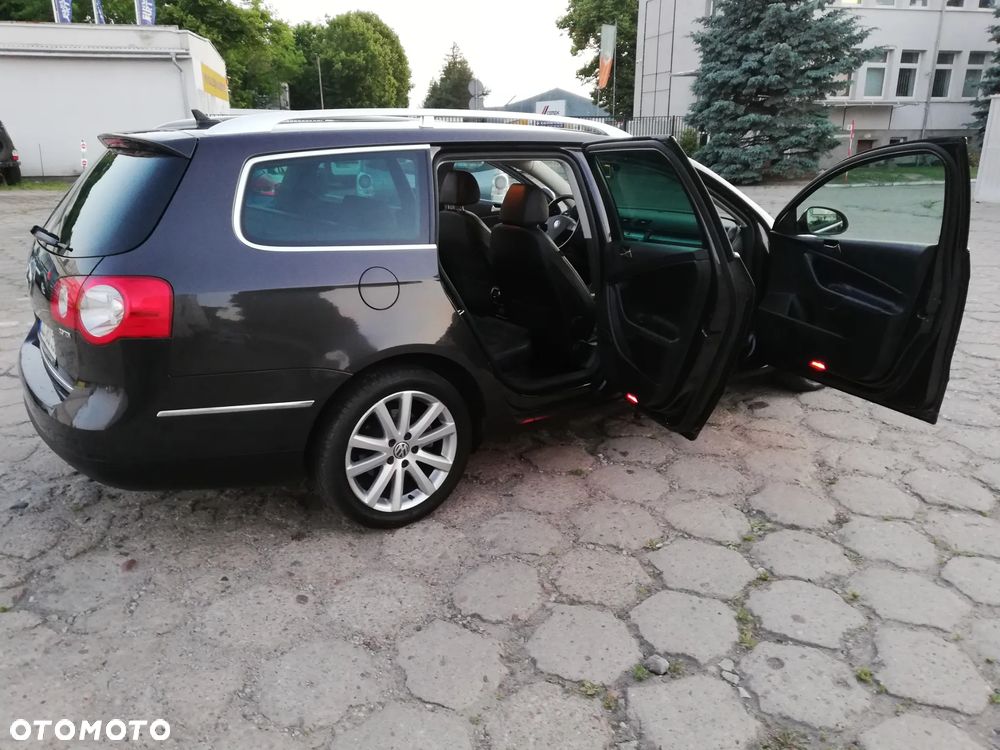 Volkswagen Passat 2.0 TDI Highline - 19