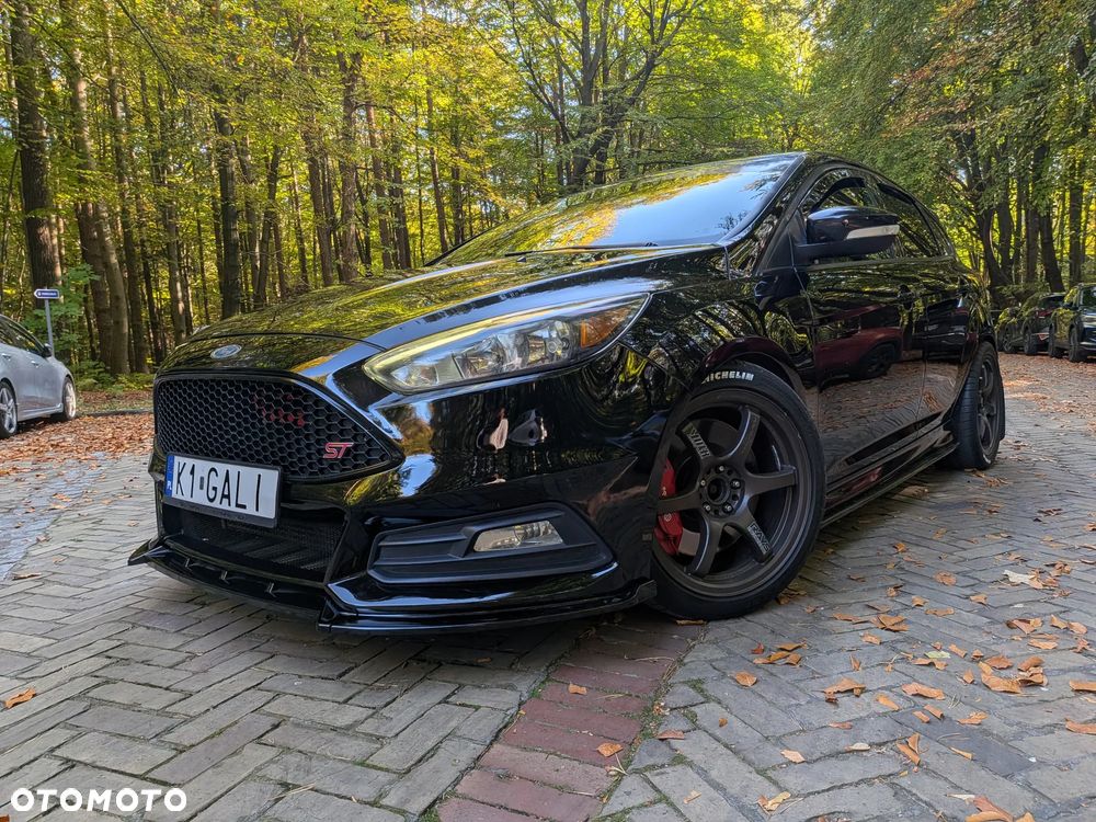 Ford Focus - 12