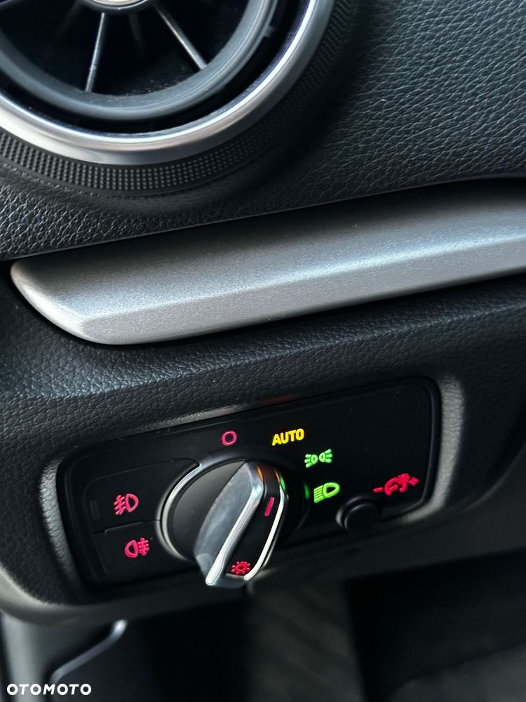 Audi A3 Sportback - 31