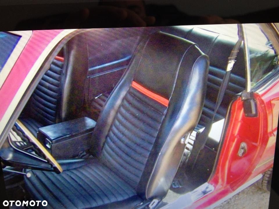 Ford Mustang - 18