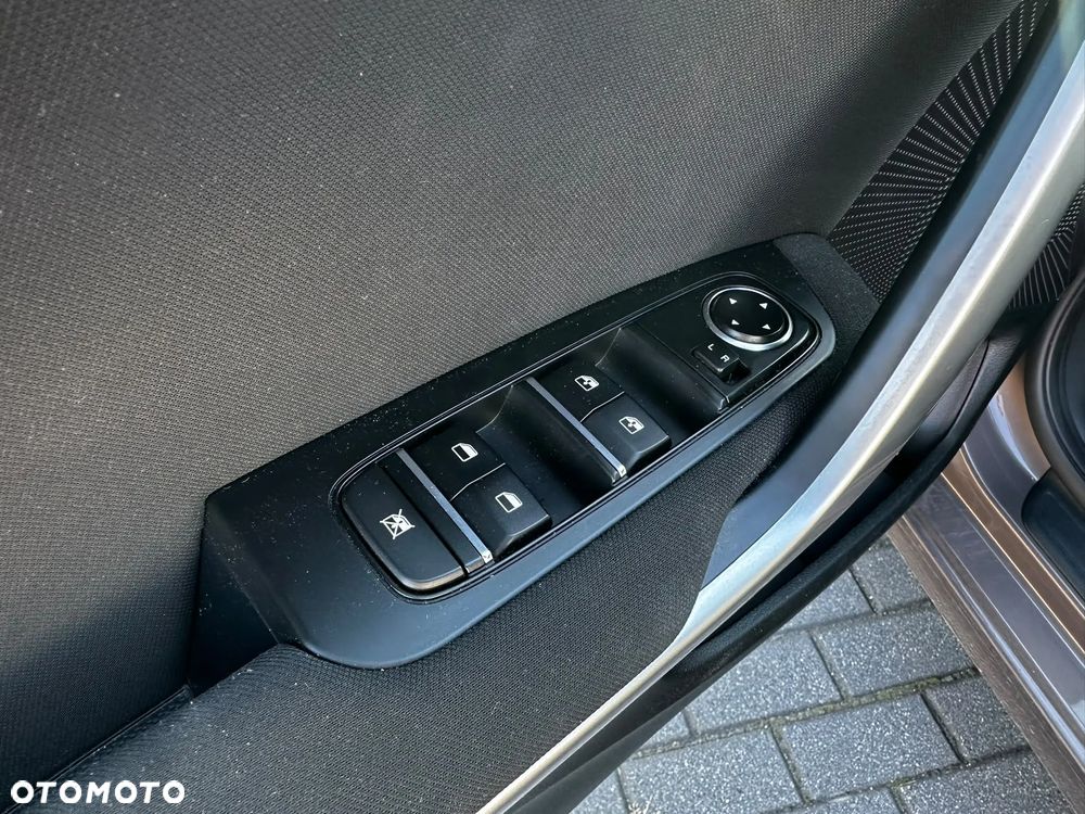 Kia Ceed 1.4 M - 11